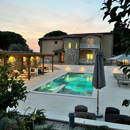 Olivea Luxury Suites فاجانا المظهر الخارجي الصورة